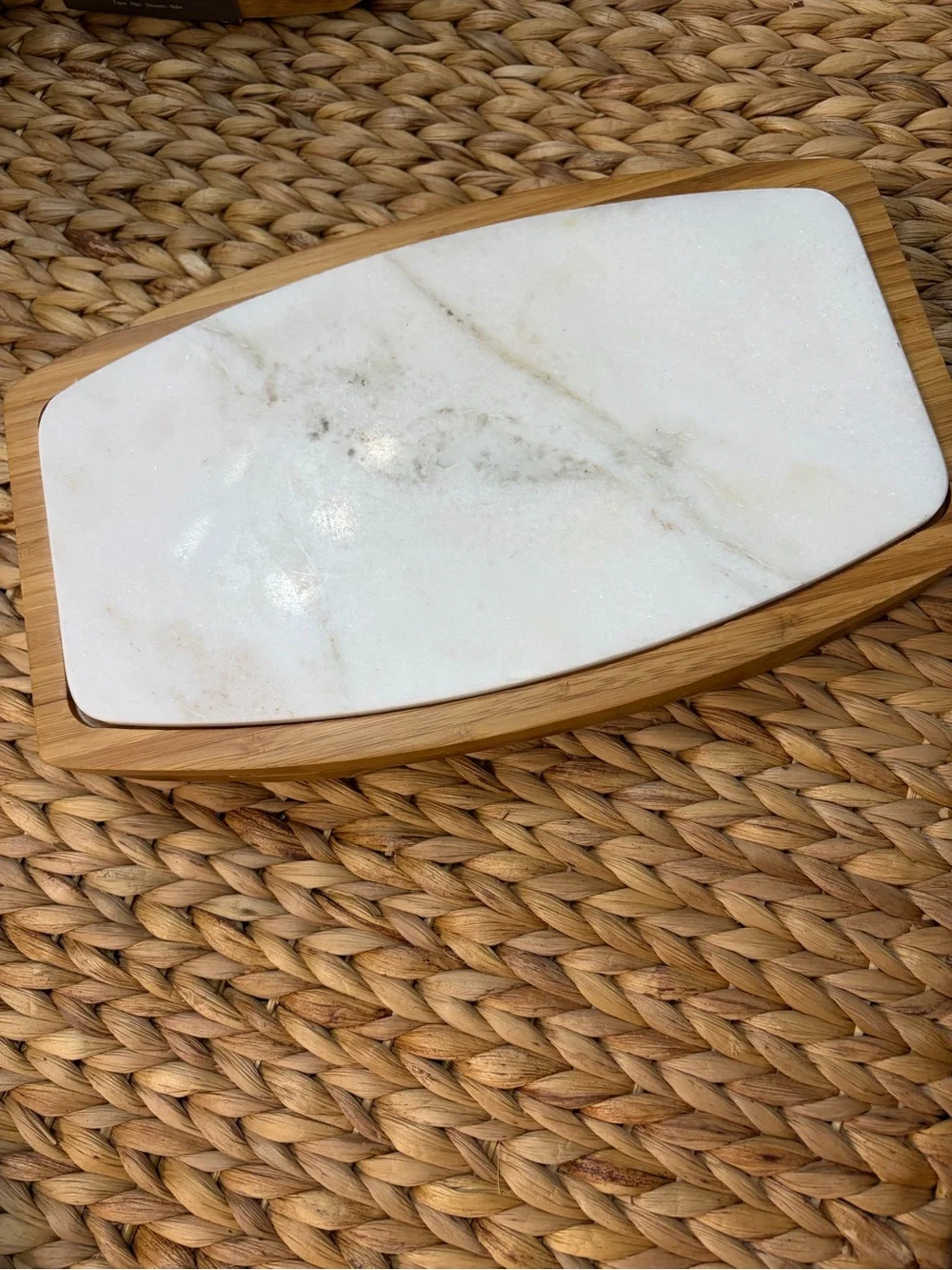 Marble & Bamboo Cheese Board with 4 Serving Knives b smith